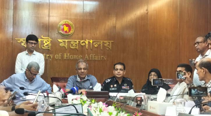 নুসরাতের নামে মামলা ছিল তাই গ্রেপ্তার হয়েছে: স্বরাষ্ট্র উপদেষ্টা